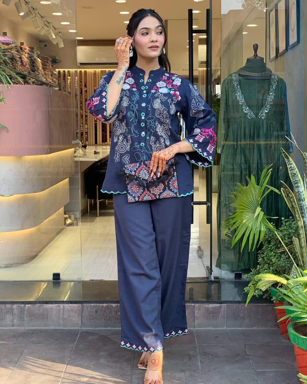 Kurta Beautyful Cotton Wardrobe Embroidery Cod Set